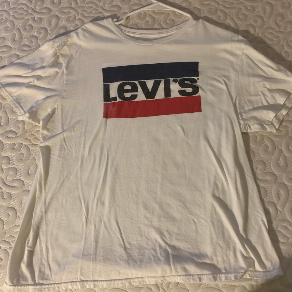 Levi’s shirt